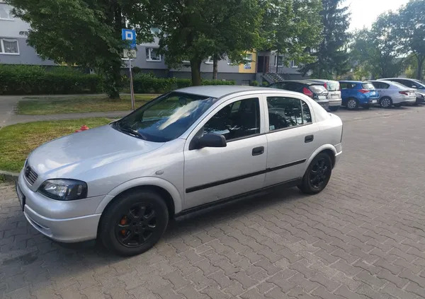 śląskie Opel Astra cena 4100 przebieg: 174900, rok produkcji 2004 z Wągrowiec